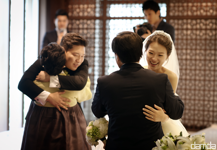 담다스튜디오-본식스냅-베일리하우스-0019.jpg