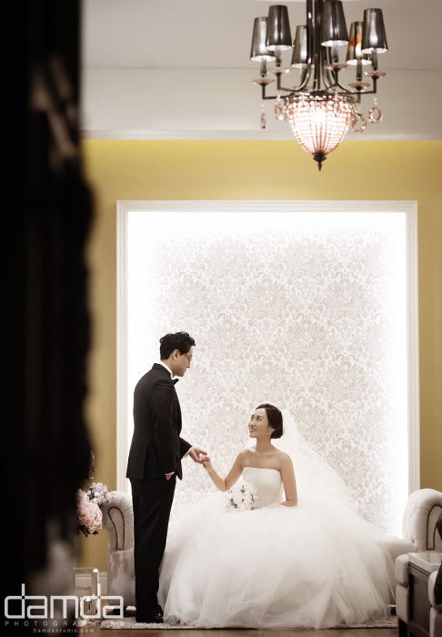 담다스튜디오-본식스냅-노블발렌티-0017.jpg
