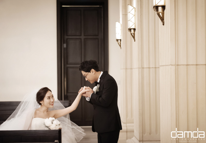 담다스튜디오-본식스냅-노블발렌티-0016.jpg