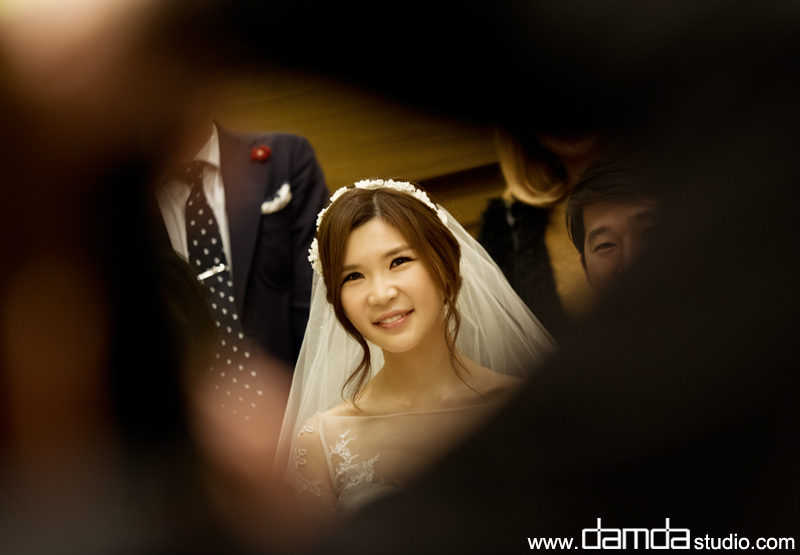 담다스튜디오-마리아주스퀘어-본식스냅-007.jpg