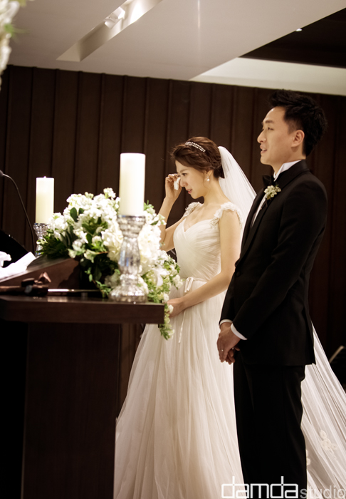 담다스튜디오-본식스냅-베일리-0025.jpg