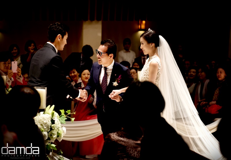 담다스튜디오-본식스냅-빌라드베일리-0046.jpg