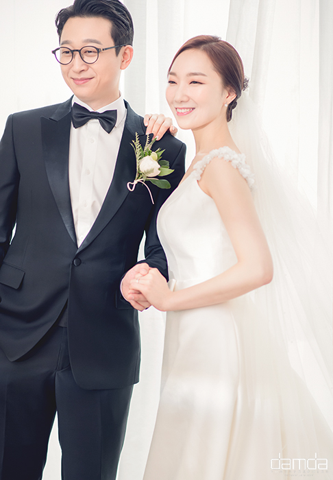 담다스튜디오-본식스냅-베일리하우스-0010.jpg