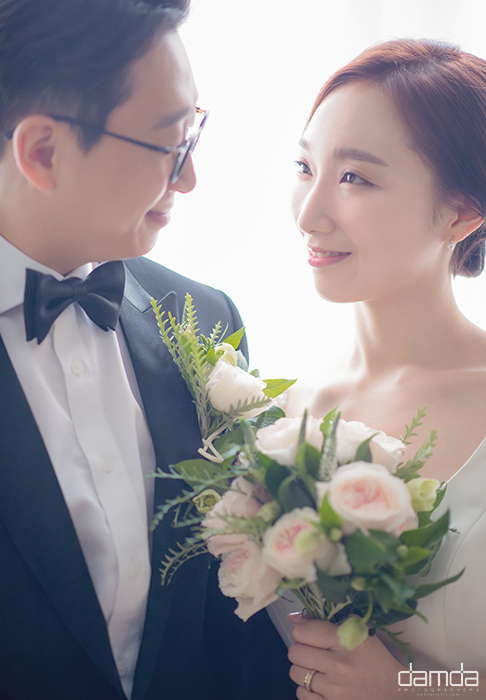 담다스튜디오-본식스냅-베일리하우스-0013.jpg