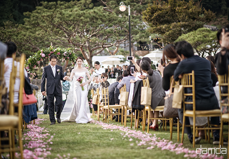 담다스튜디오-본식스냅-약손명가-0041.jpg