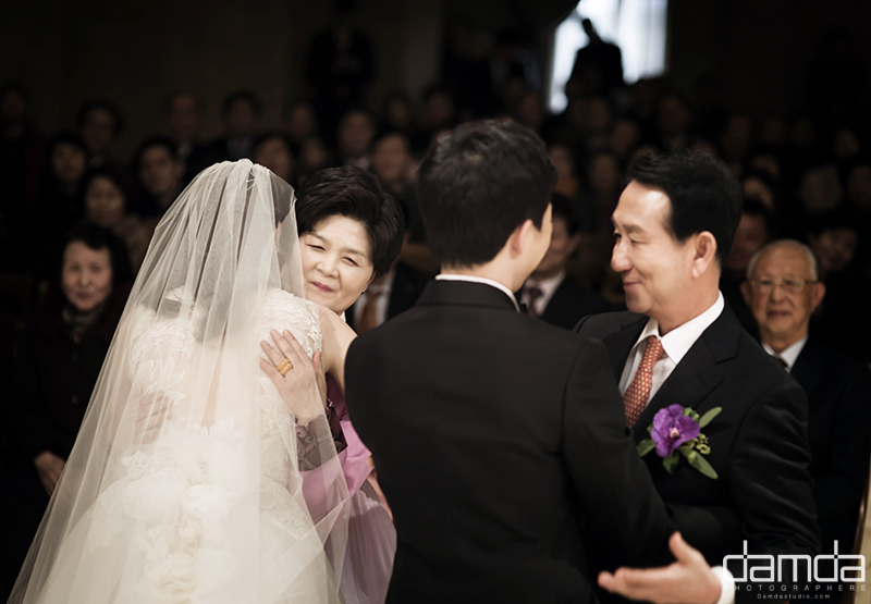 담다스튜디오-본식스냅-라움-0043.jpg