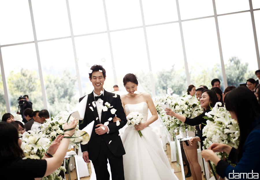 담다스튜디오-본식스냅-메이필드호텔-035.jpg