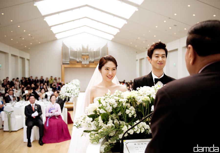 담다스튜디오-본식스냅-메이필드호텔-031.jpg