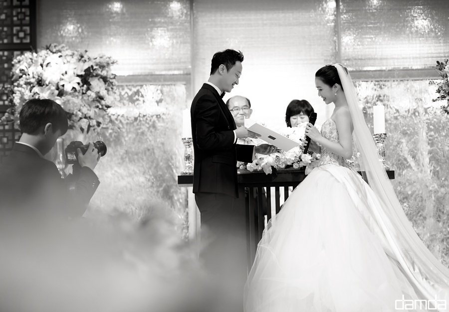 담다스튜디오-본식스냅-더베일리하우스-013.jpg