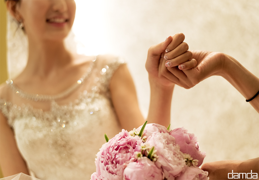 담다스튜디오-본식스냅-노블발렌티-017.jpg