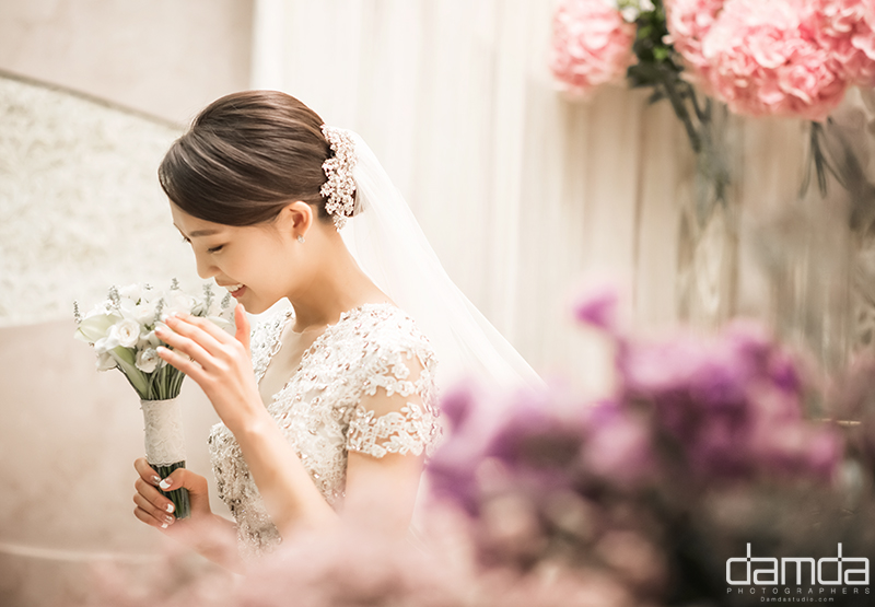 담다스튜디오-본식스냅-리버사이드호텔-0005.jpg