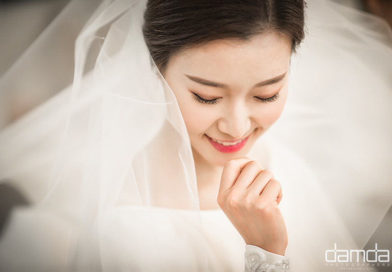 담다스튜디오-화이트베일-본식스냅-0003.jpg