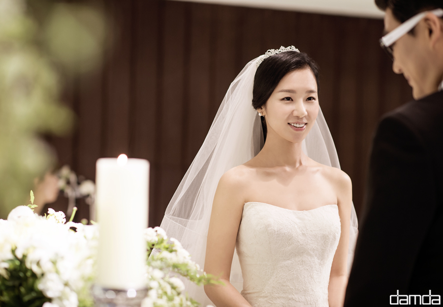 담다스튜디오-본식스냅-베일리하우스-025.jpg