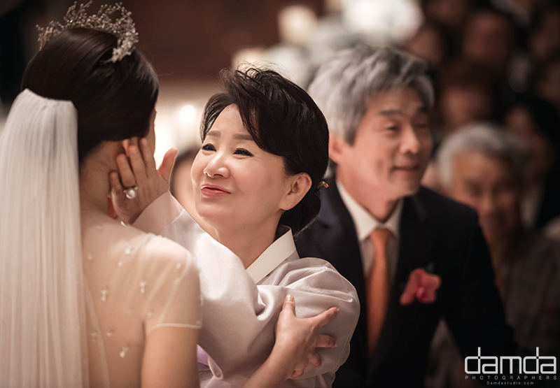담다스튜디오-빌라드베일리-본식스냅-0020.jpg