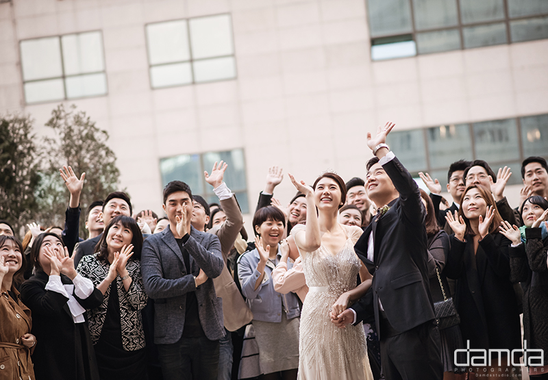 담다스튜디오-빌라드베일리-본식스냅-0023.jpg