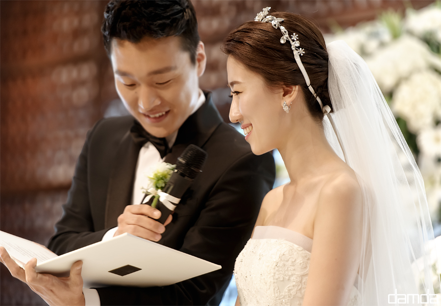 담다스튜디오-본식스냅-베일리하우스-011.jpg